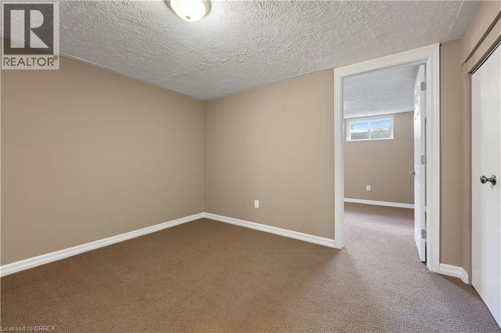 25 Wayne Drive Property Photo 24