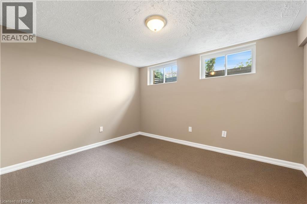 25 Wayne Drive Property Photo 25