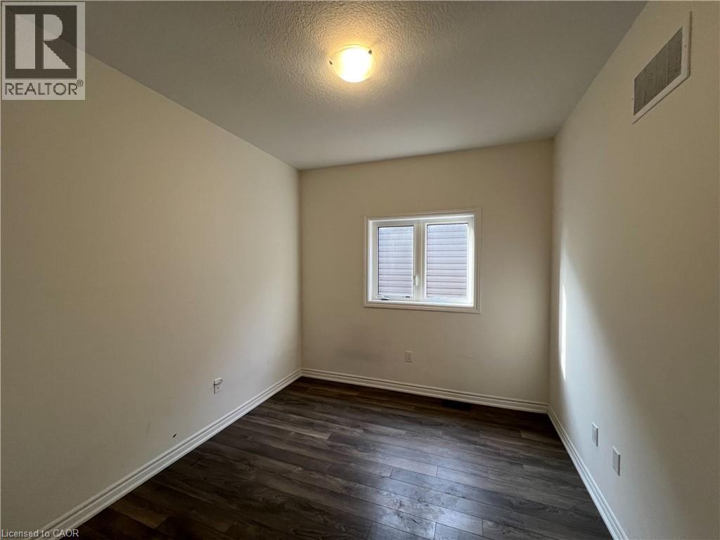6 Tarrison Street Property Photo 12