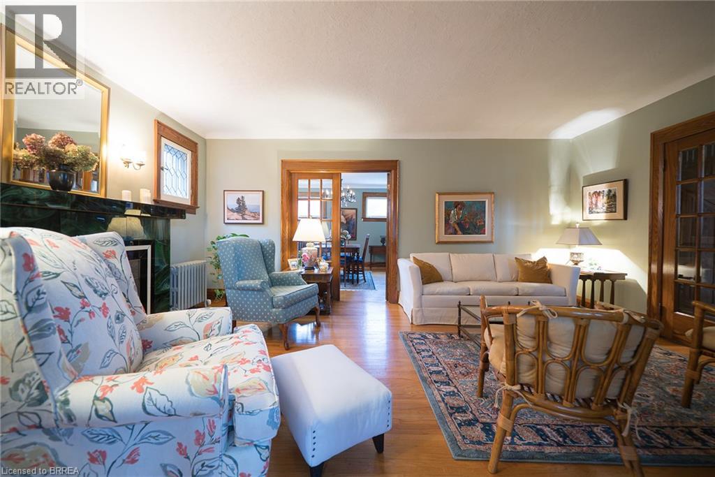 354 West Street Property Photo 8