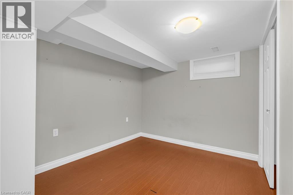 16 Glebe Court Property Photo 15