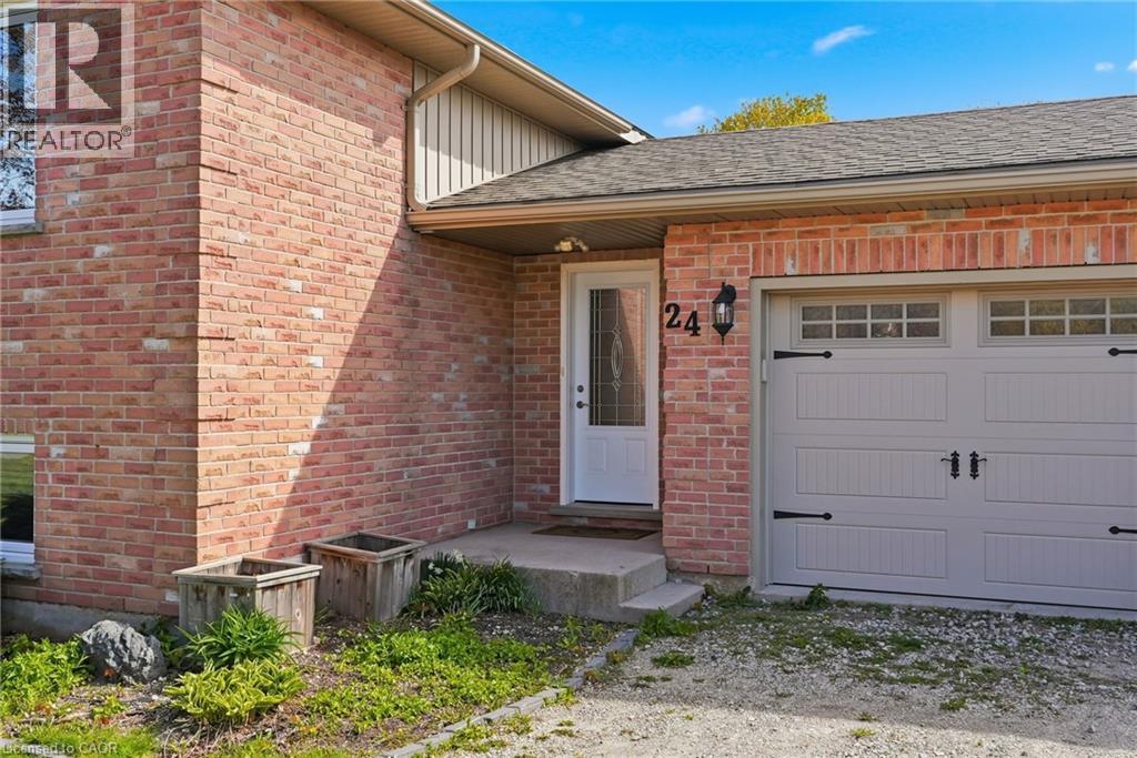 24 Jordan Drive Property Photo 3