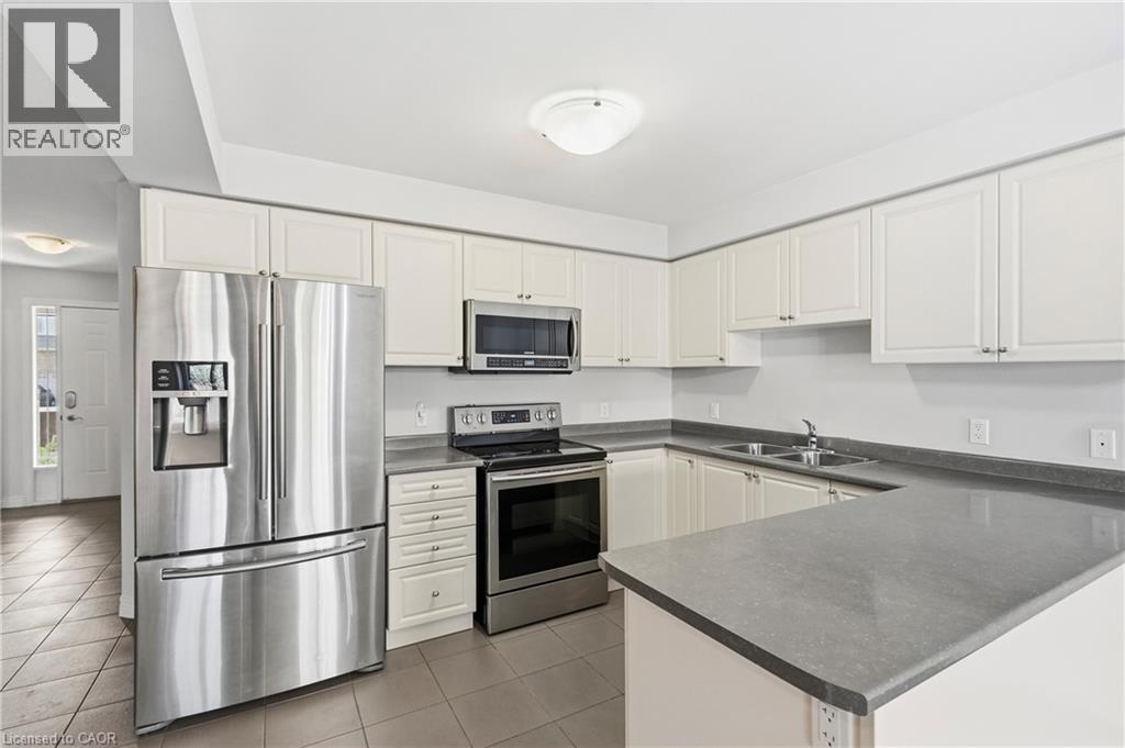 82 Charleswood Crescent Property Photo 6