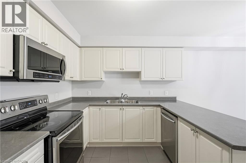 82 Charleswood Crescent Property Photo 9