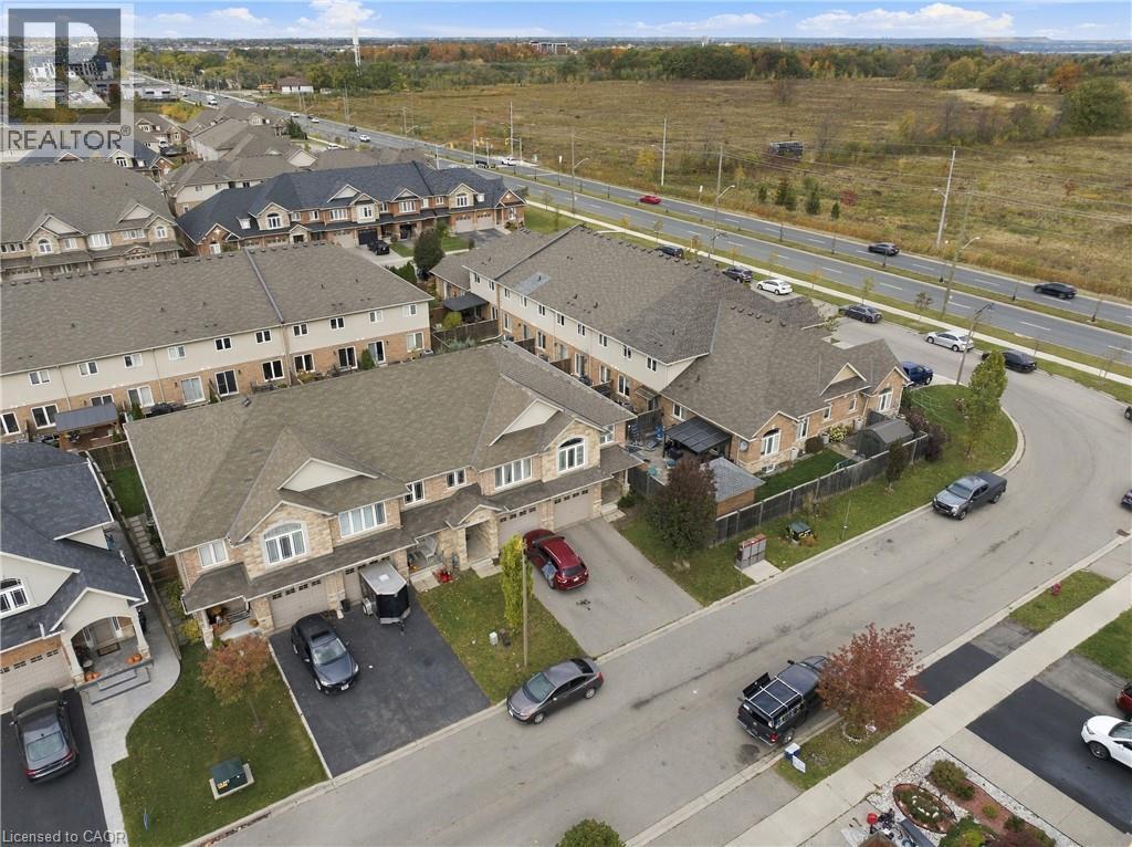 82 Charleswood Crescent Property Photo 35