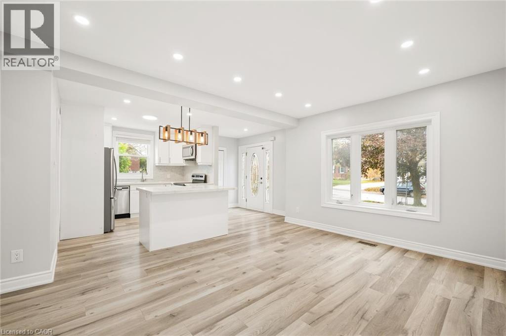 91 Jackson Avenue Property Photo 4