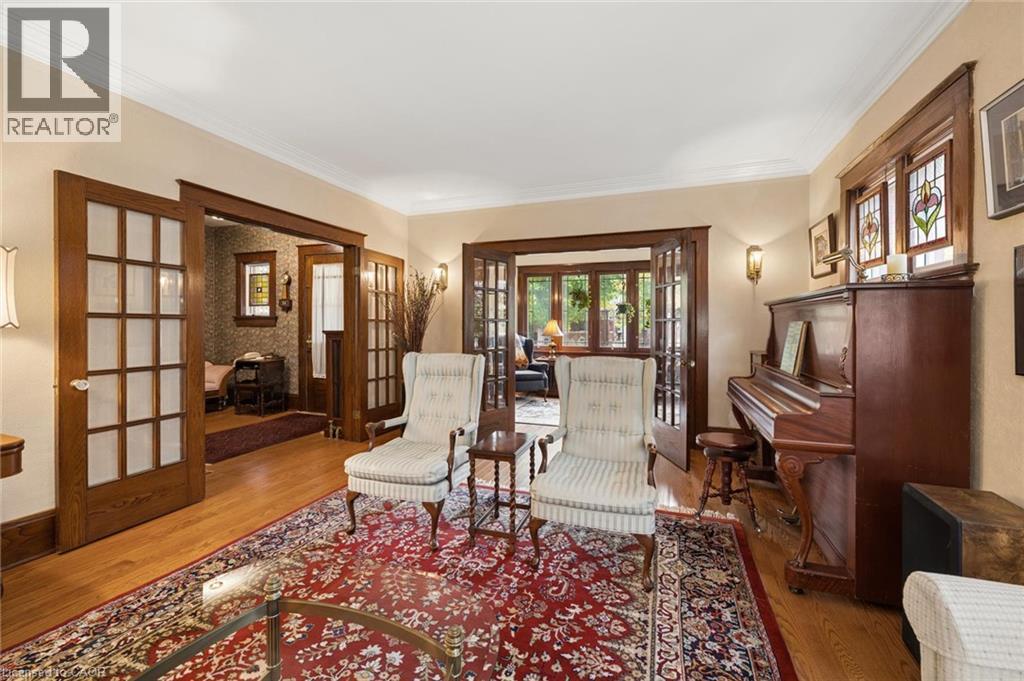 62 Heins Avenue Property Photo 10