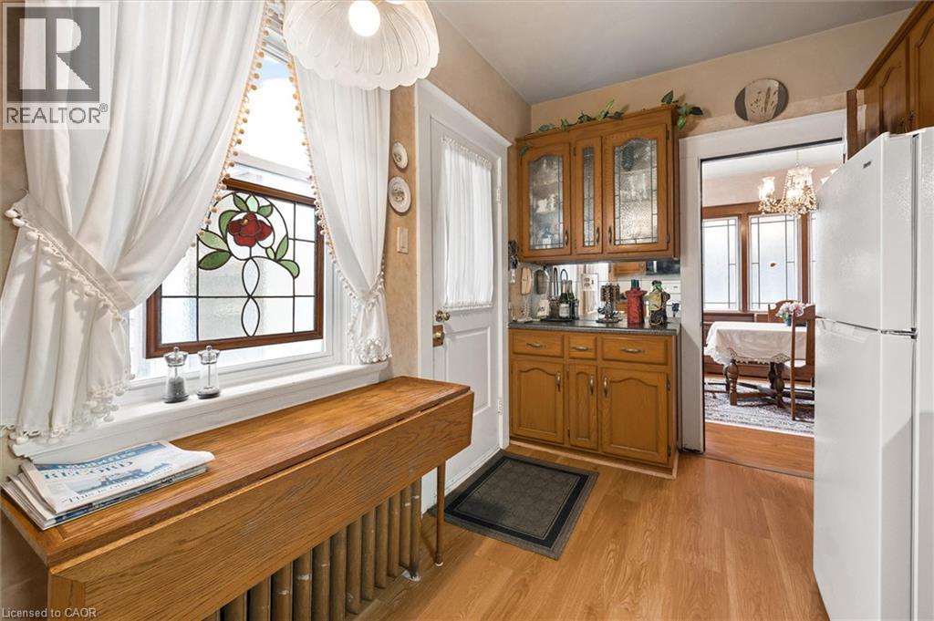 62 Heins Avenue Property Photo 14