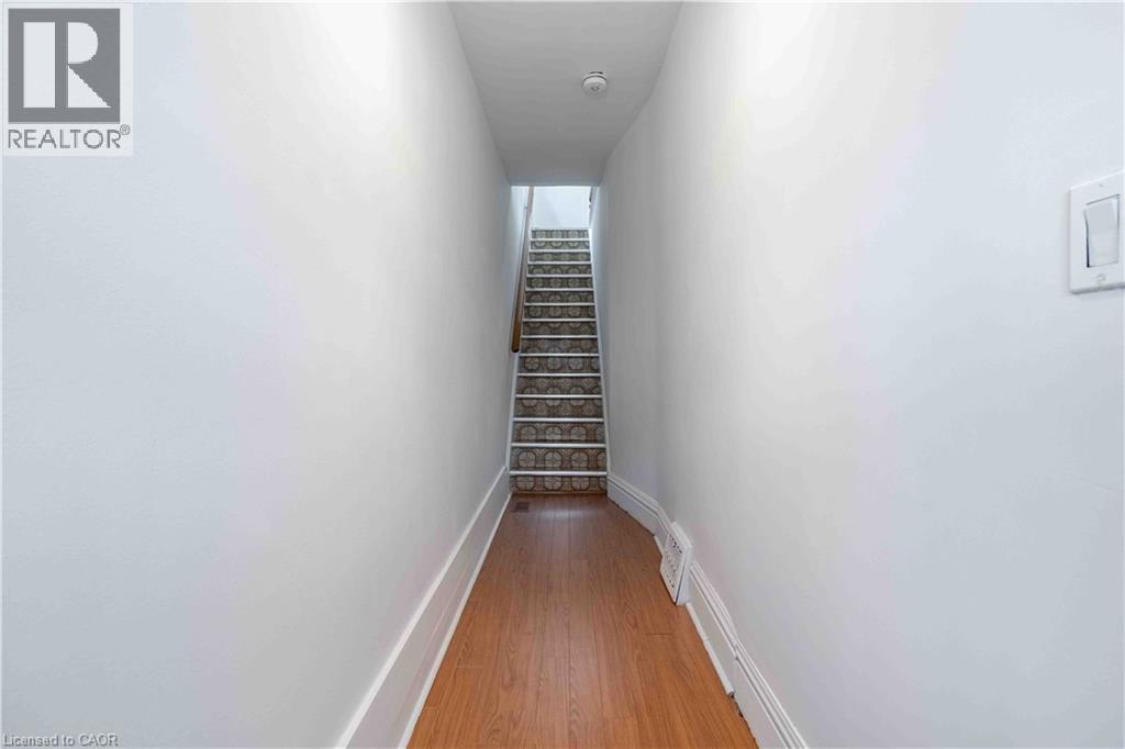 58 St. Matthews Avenue Property Photo 5
