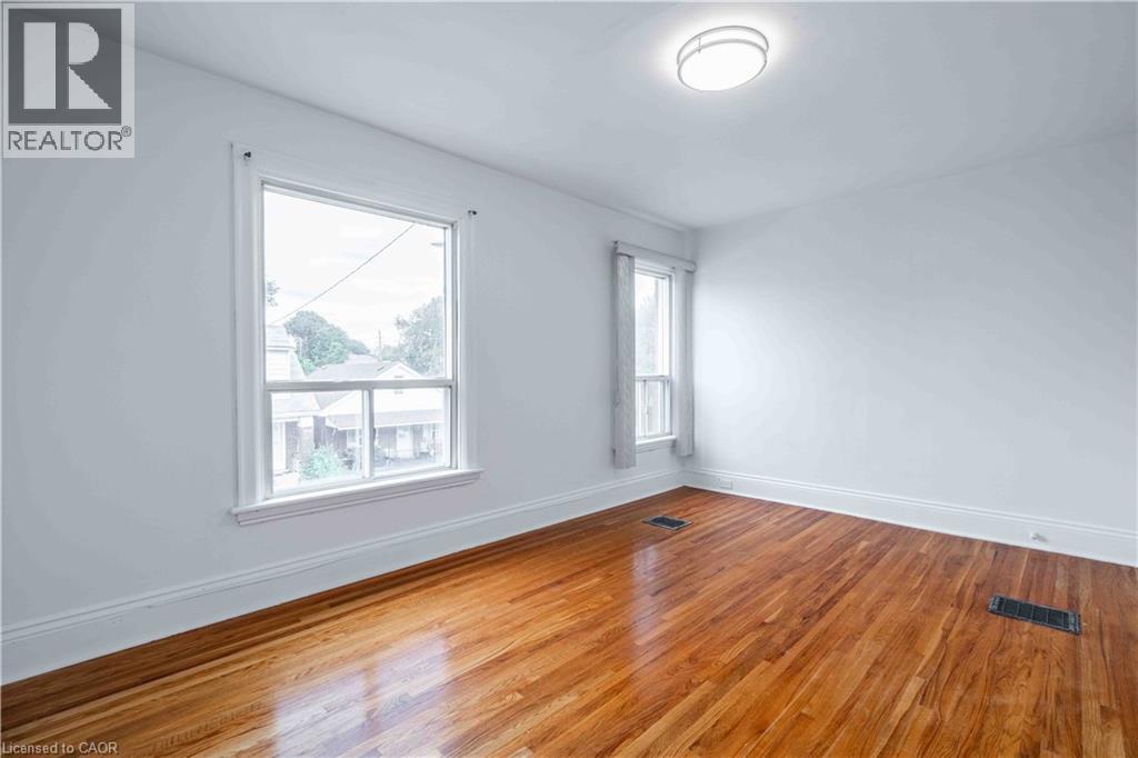 58 St. Matthews Avenue Property Photo 14