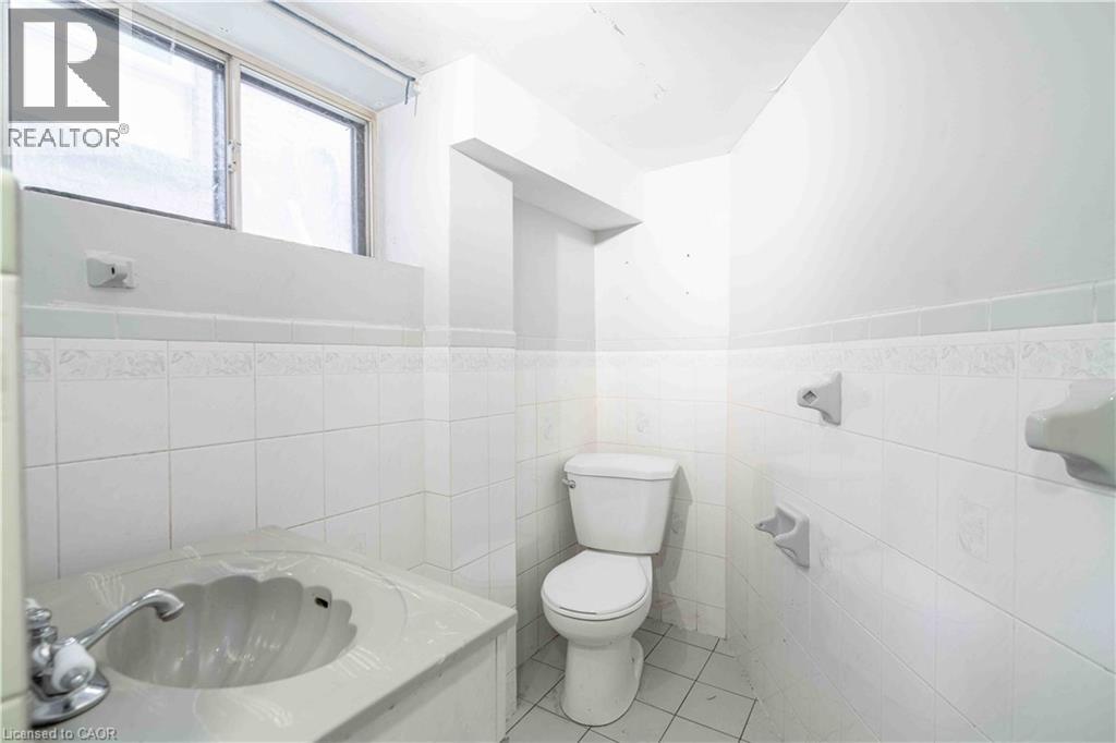 58 St. Matthews Avenue Property Photo 41