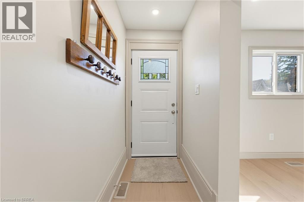 14 Bond Street Property Photo 2