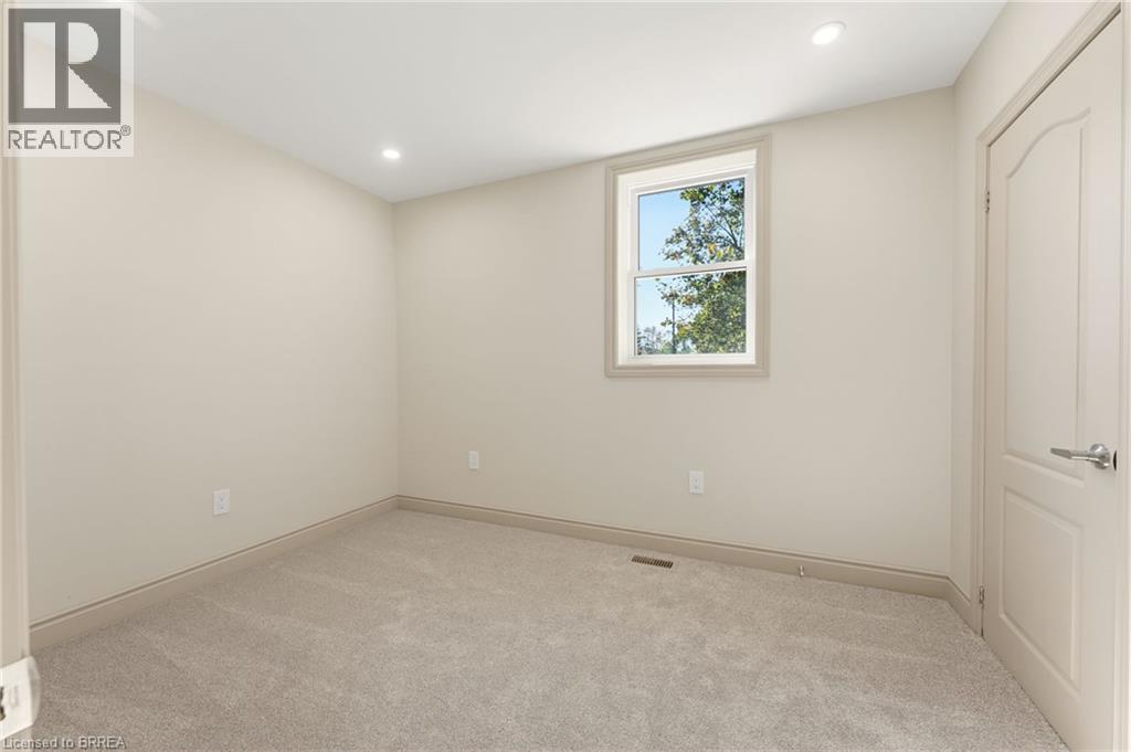 14 Bond Street Property Photo 14