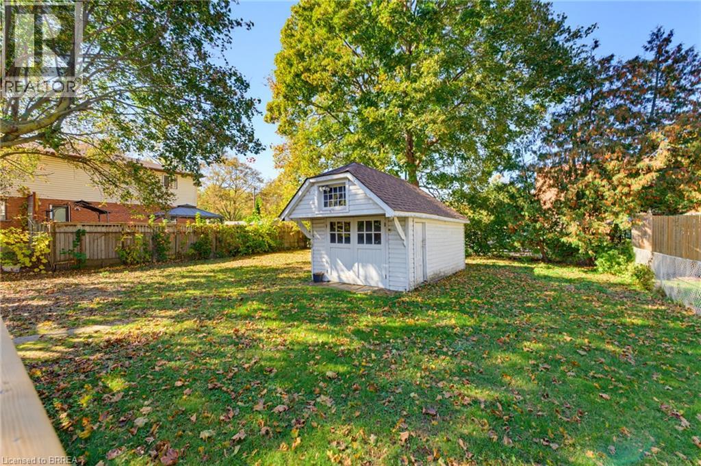 14 Bond Street Property Photo 22