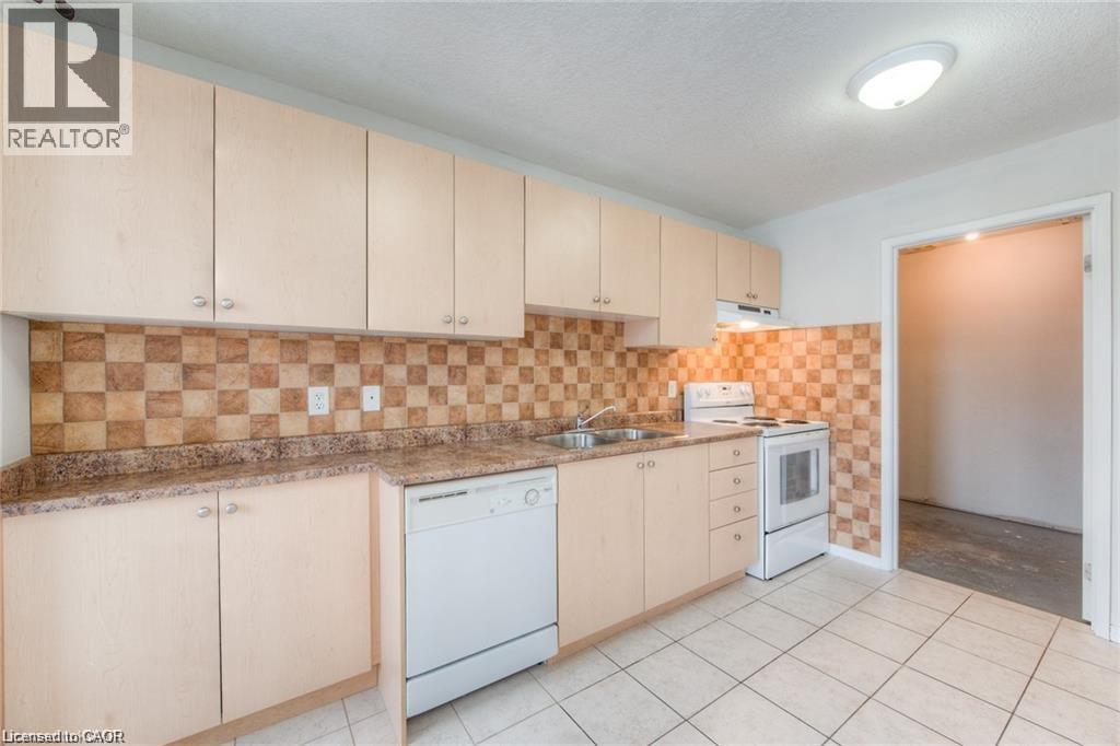 12 Holborn Drive Unit# A7 Property Photo 10