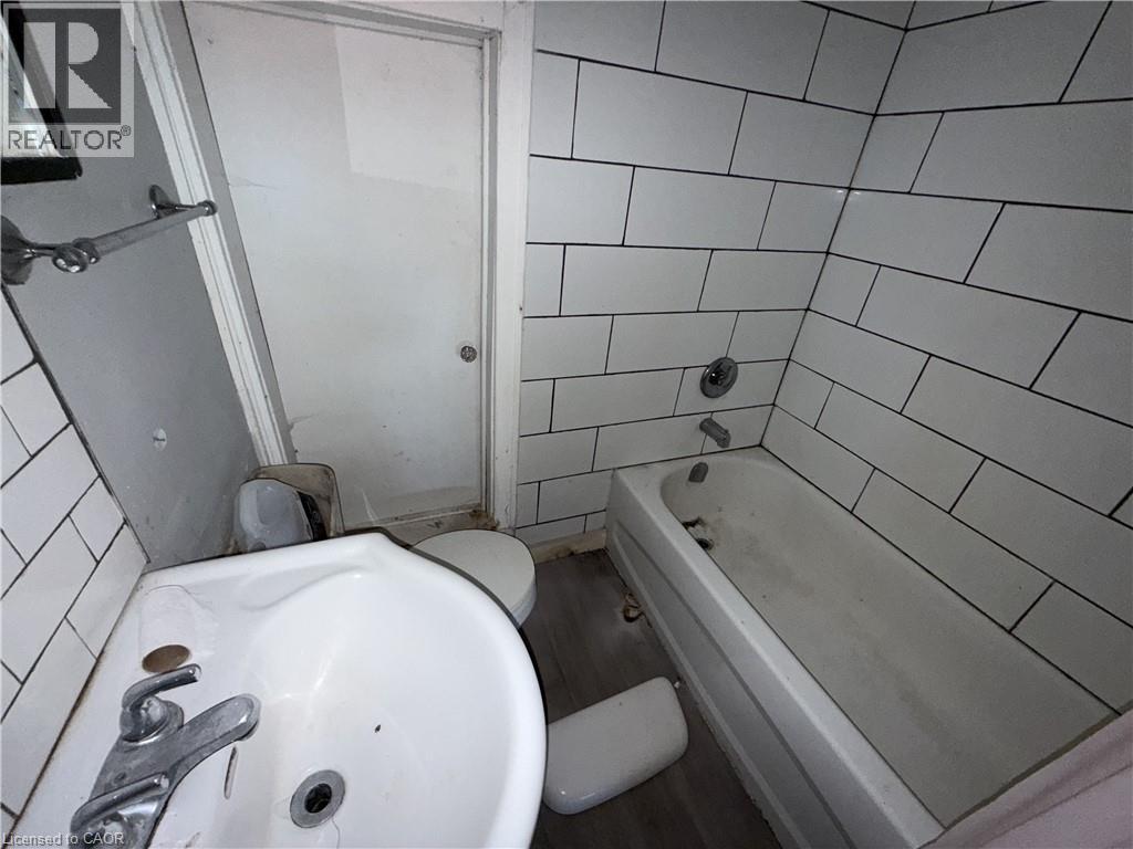 36 Wallace Terrace Property Photo 17