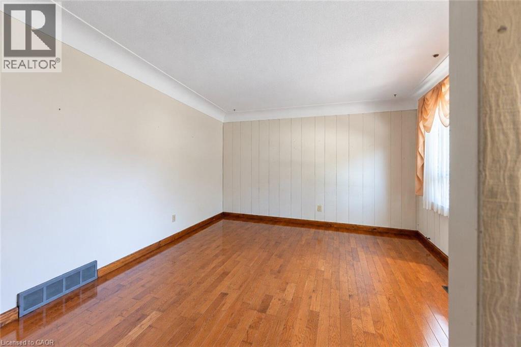 28 Shadyside Avenue Property Photo 9