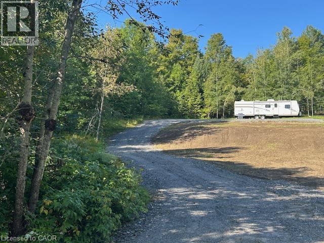 3275 Musclow-greenview Road Property Photo 8