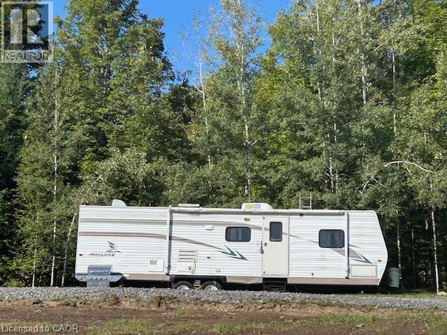 3275 Musclow-greenview Road Property Photo 10