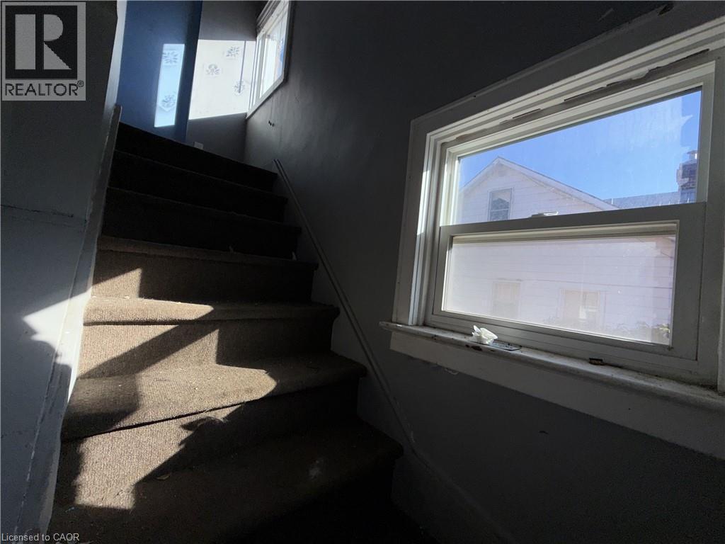 36 Wallace Terrace Property Photo 8