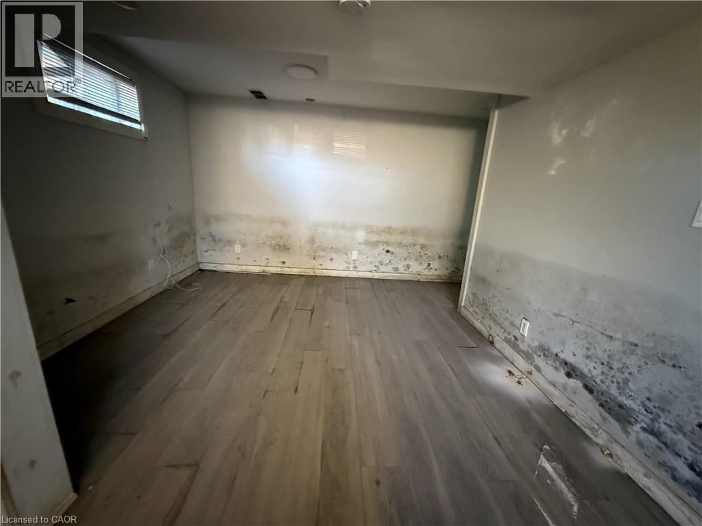 36 Wallace Terrace Property Photo 14