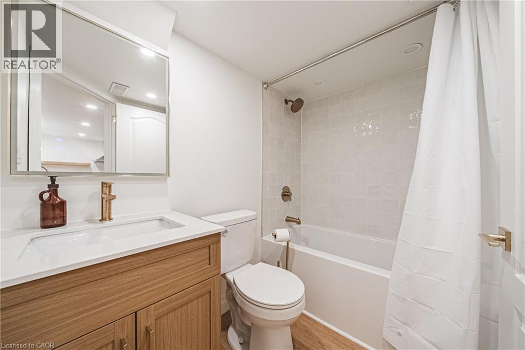 113 Erin Avenue Unit# Lower Property Photo 11