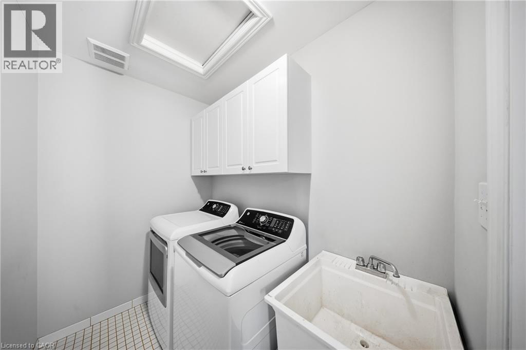 5300 Picketts Way Property Photo 31