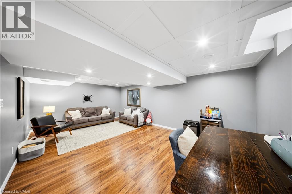 5300 Picketts Way Property Photo 43