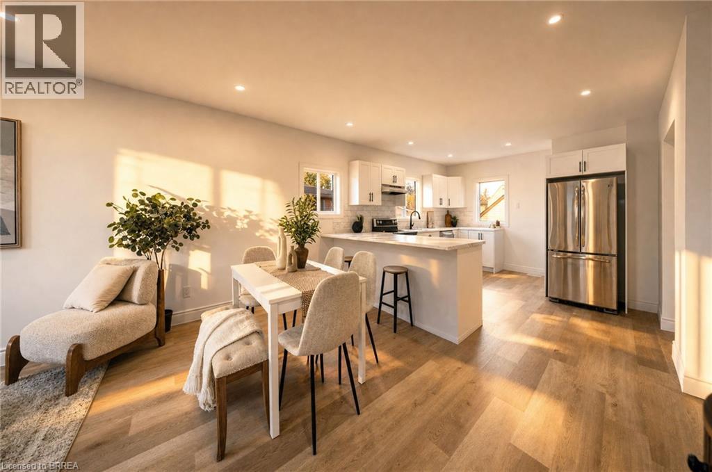 24 Park Road N Property Photo 8