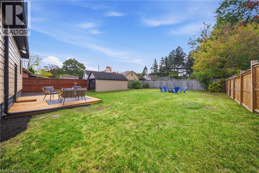 24 Park Road N Property Photo 32