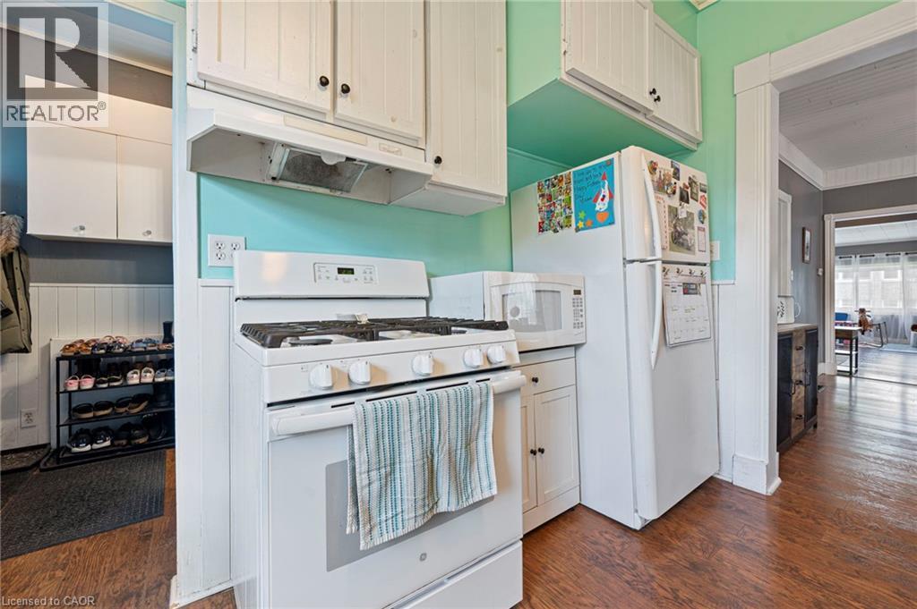 214 John Street Property Photo 10