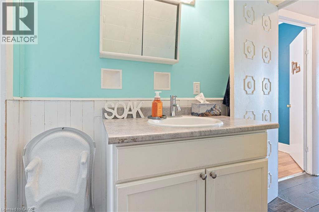 214 John Street Property Photo 18