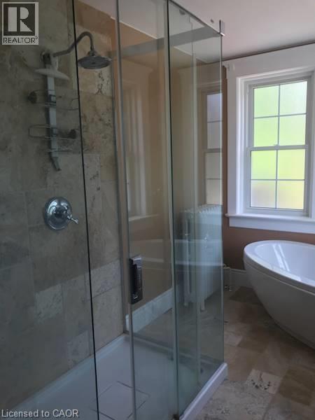 36 Wellington Street N Property Photo 8
