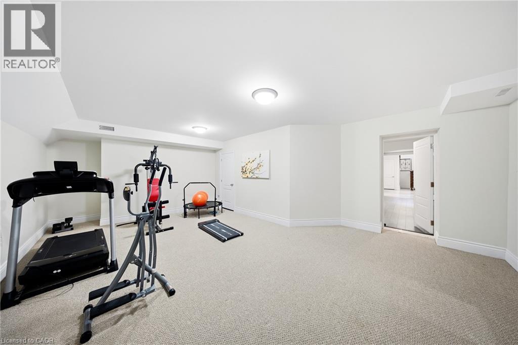 1098 Lakeshore Road W Property Photo 36