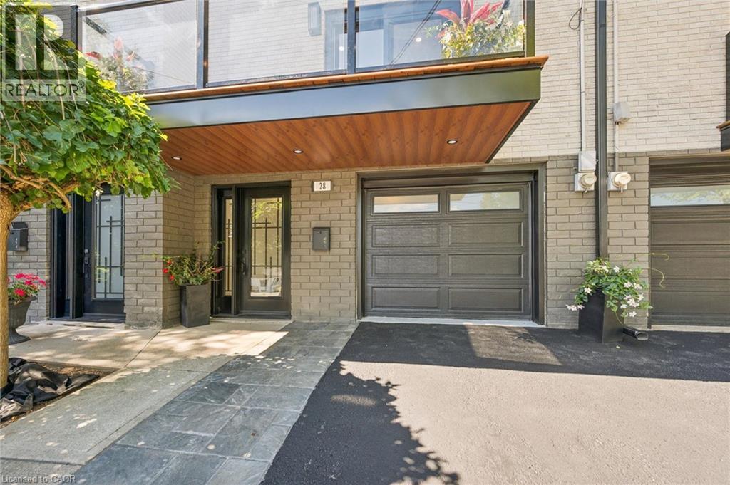 28 Borden Street Property Photo 7