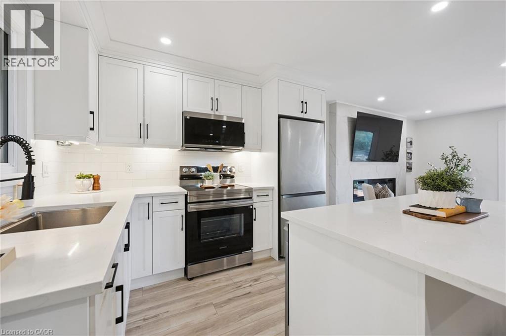 28 Borden Street Property Photo 17