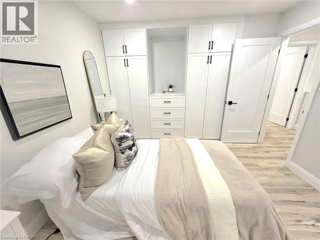 28 Borden Street Property Photo 25