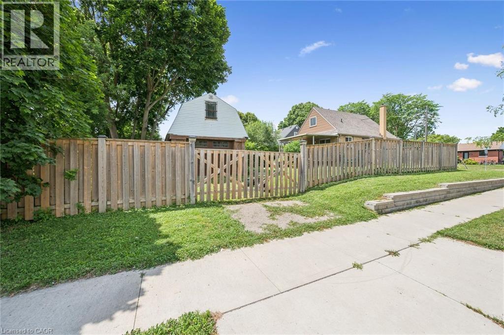 129 Florence Avenue Property Photo 22