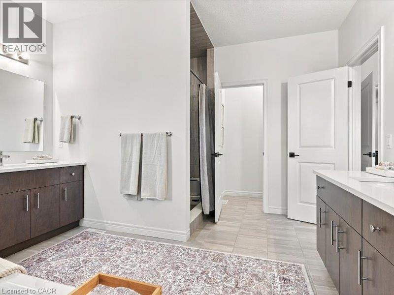 905 Broadacre Place Property Photo 31