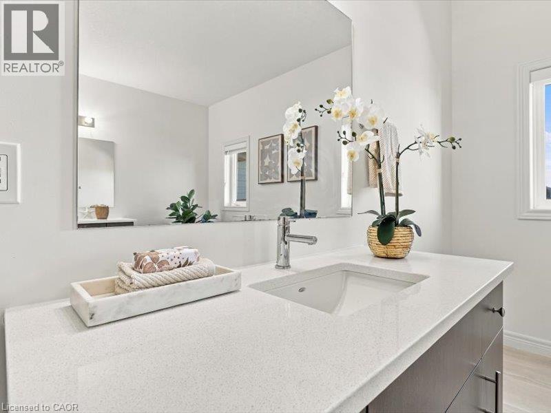 905 Broadacre Place Property Photo 32