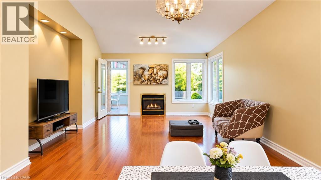 487 Brentcliffe Drive Unit# Upper Property Photo 15