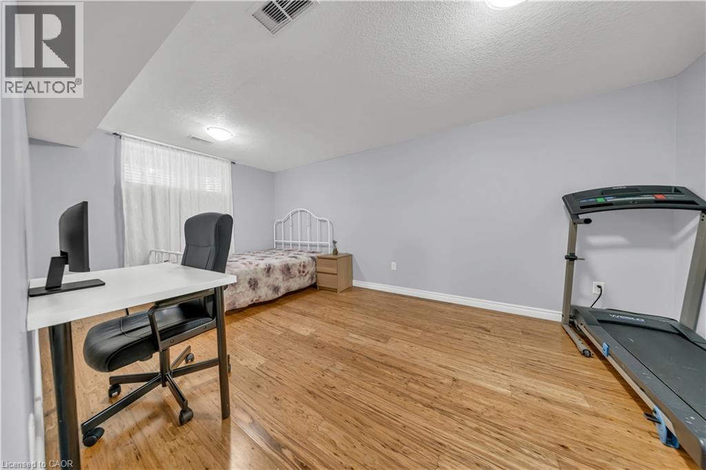 425 Speckled Alder Street Property Photo 35