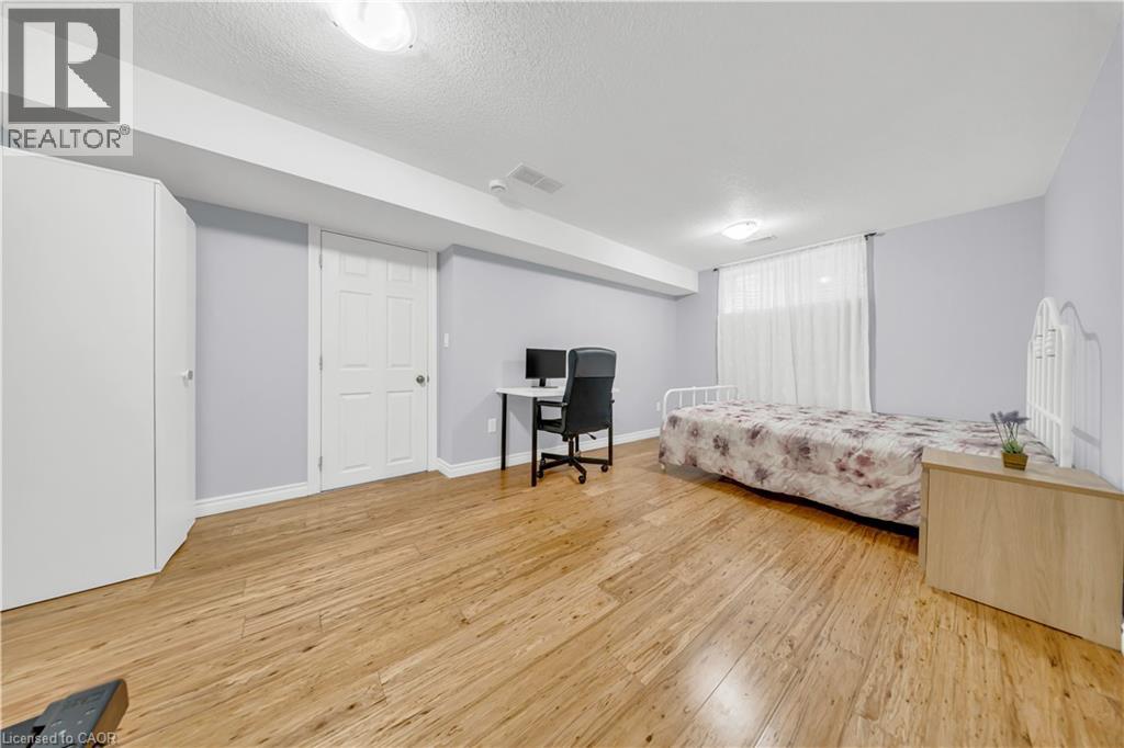 425 Speckled Alder Street Property Photo 36