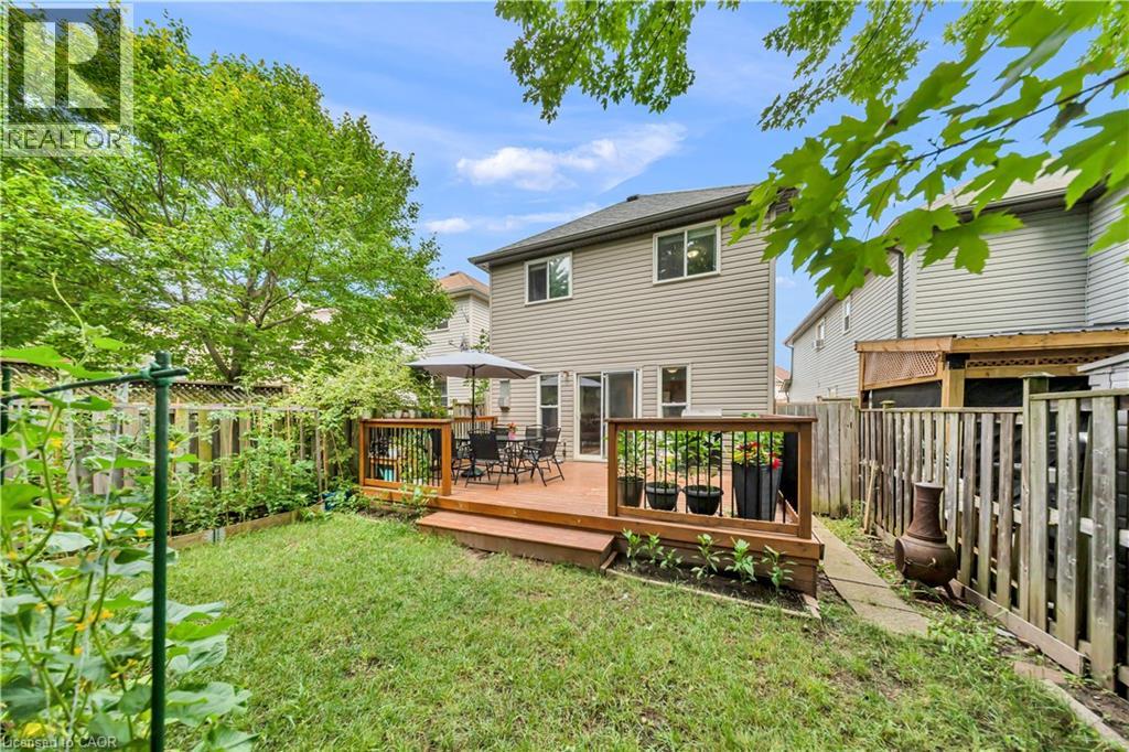 425 Speckled Alder Street Property Photo 41