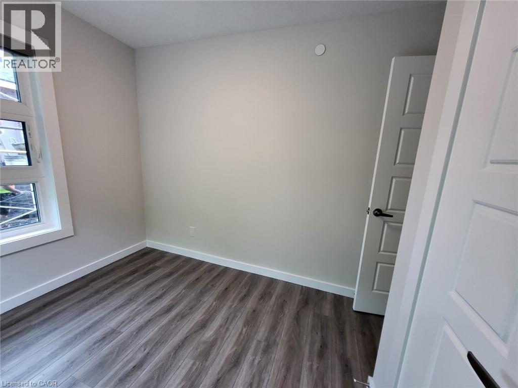 118 Gravel Ridge Trail Unit# A15 Property Photo 5