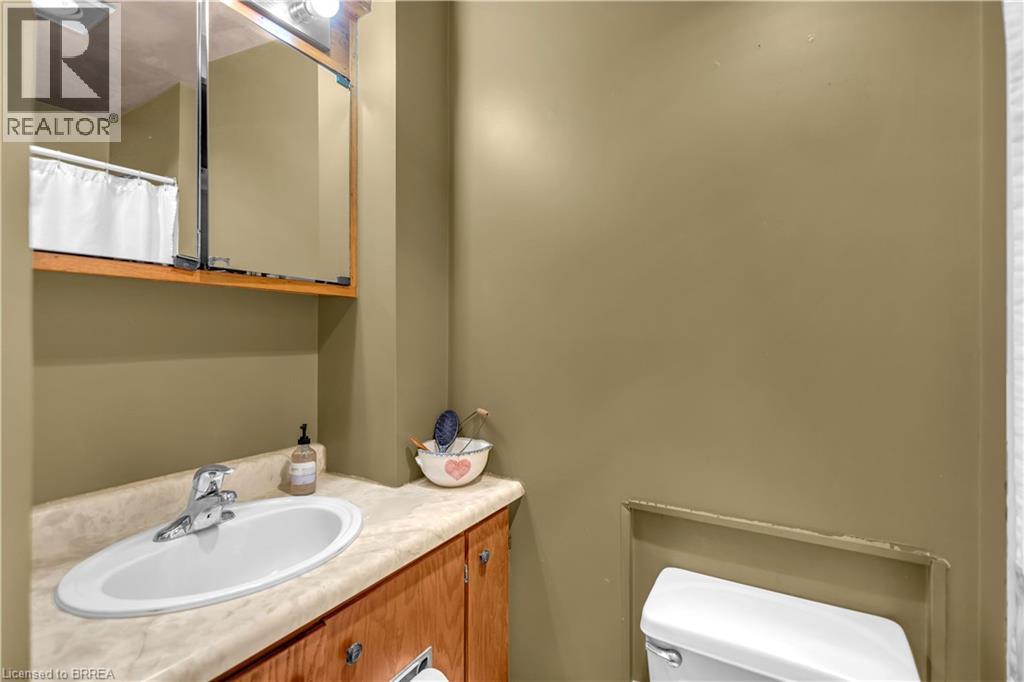 34 Young Street Property Photo 35