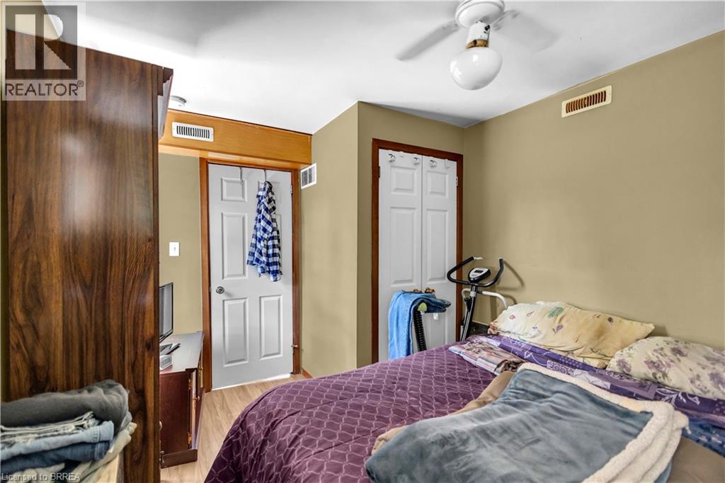 34 Young Street Property Photo 37