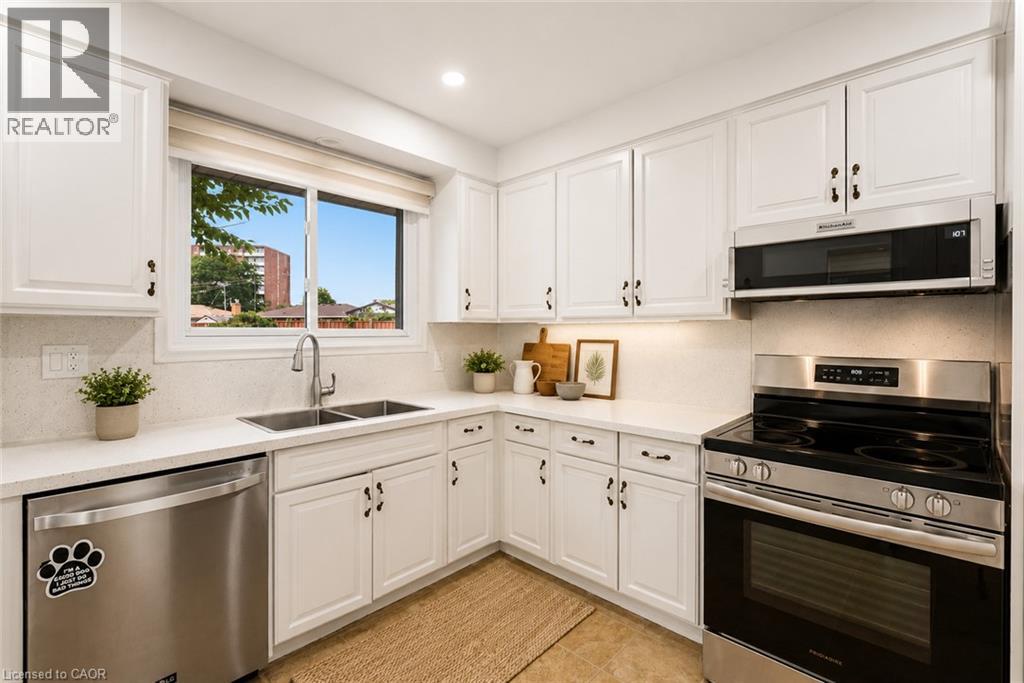 58 Tupper Crescent Unit# Upper Level Property Photo 11