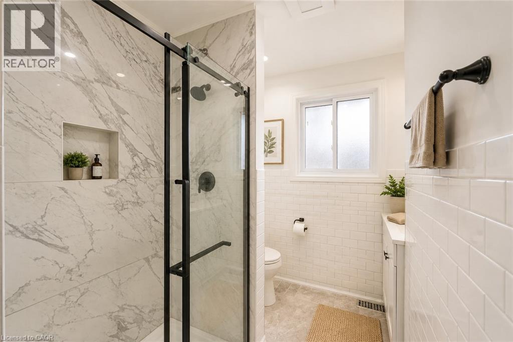 58 Tupper Crescent Unit# Upper Level Property Photo 12