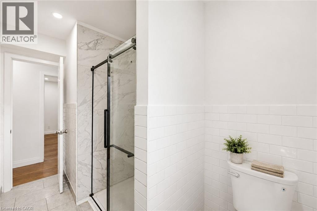 58 Tupper Crescent Unit# Upper Level Property Photo 13